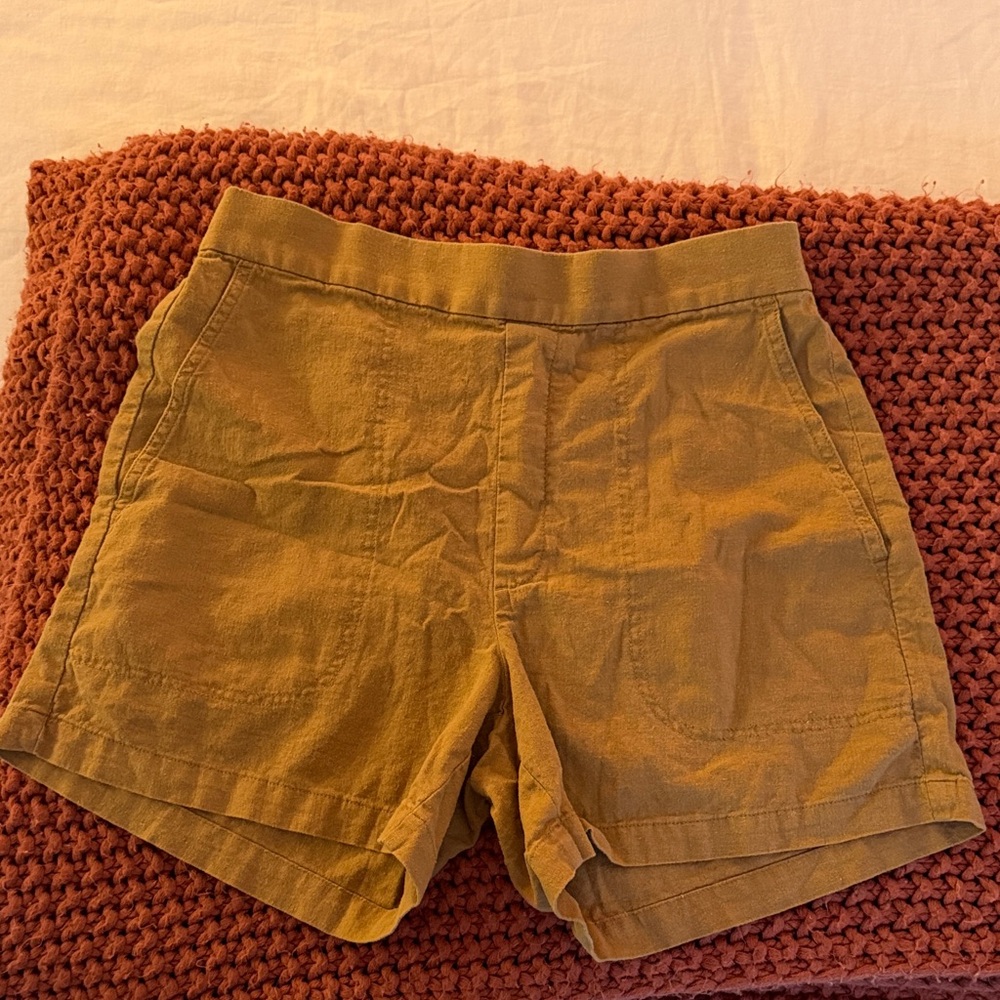 Banana Republic high waisted linen shorts